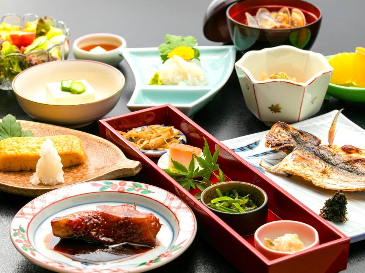 Atami Onsen Yamaki Ryokan Екстериор снимка