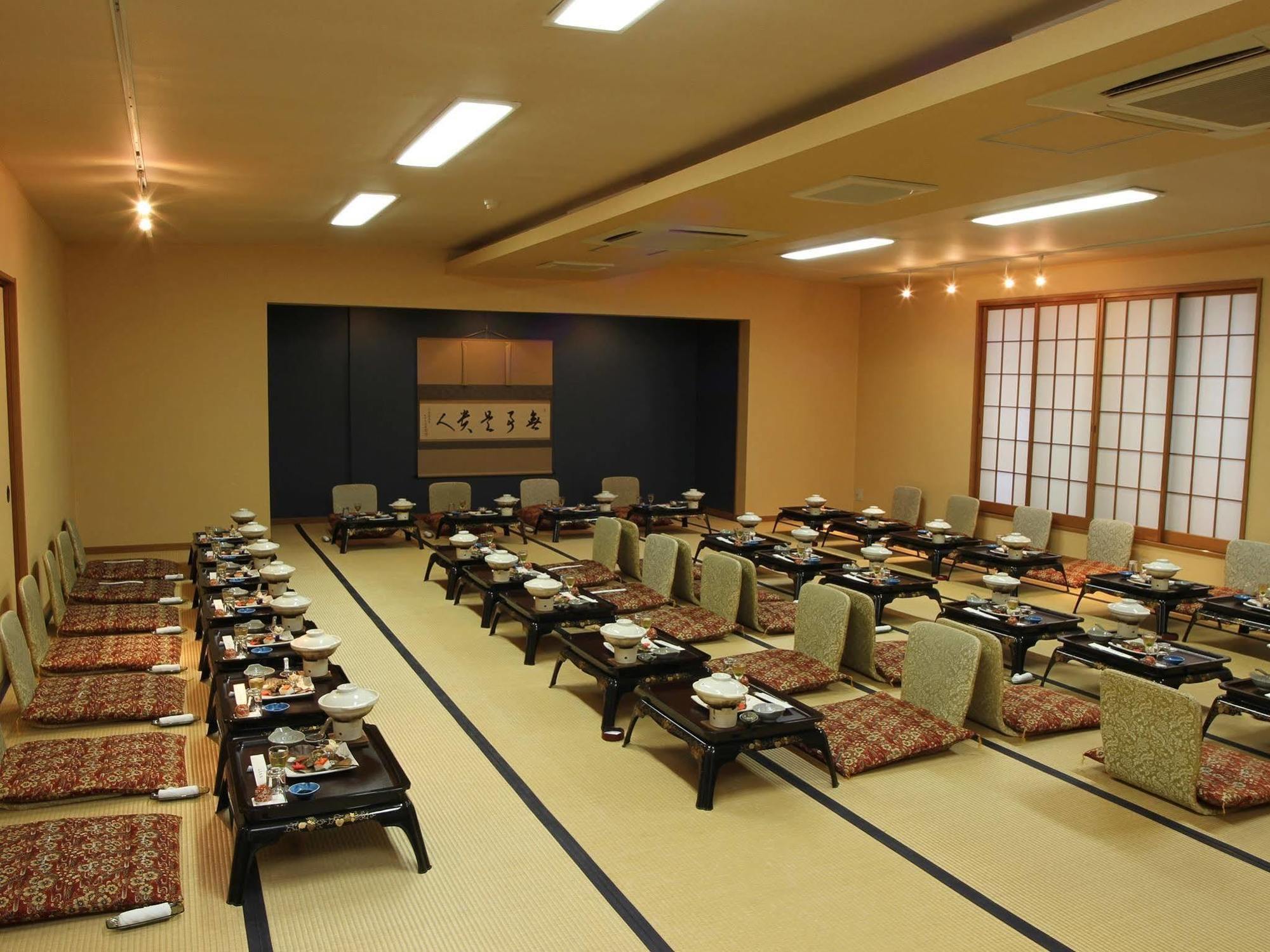 Atami Onsen Yamaki Ryokan Екстериор снимка
